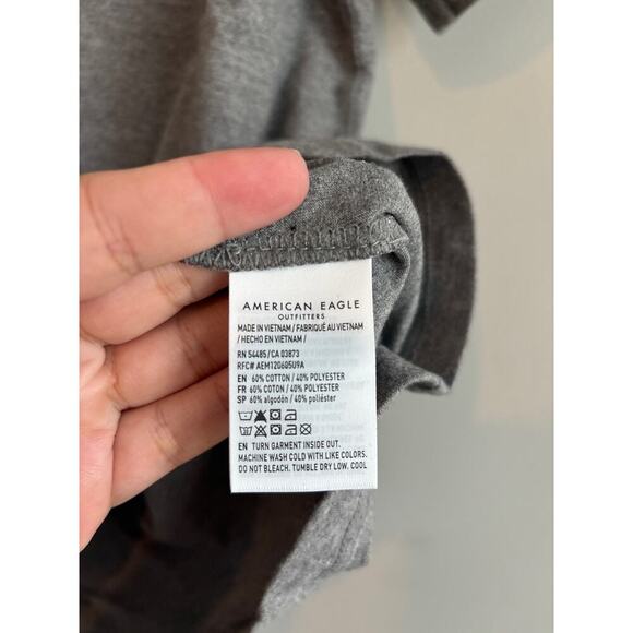 NWT American Eagle Logo T-Shirt Gray Size Medium - Picture 3 of 4
